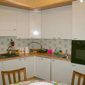 Montebello - Julia Apartamento